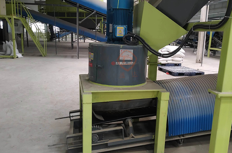 鏈?zhǔn)椒鬯闄C(jī).jpg 鏈?zhǔn)椒鬯闄C(jī).jpg